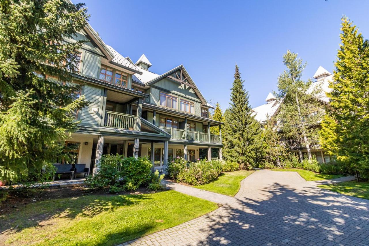 Northstar Aparthotel Whistler Exterior photo